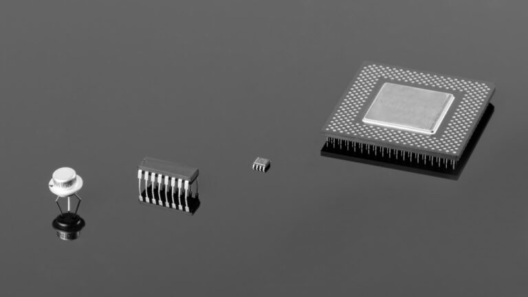 1-6. 半導体の歴史と進化