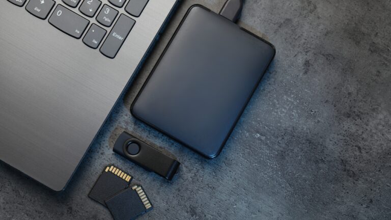 3-9. フラッシュメモリ（NAND／NOR）の動作と構造