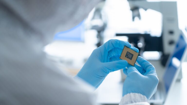 8-4. IDM（Integrated Device Manufacturer）