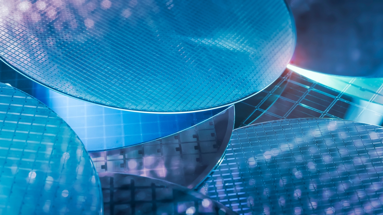 10-12. 未来の半導体社会を支える「見えない技術」